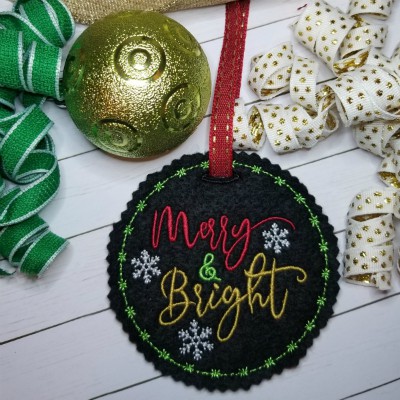 in the hoop merry bright tag embroidery 